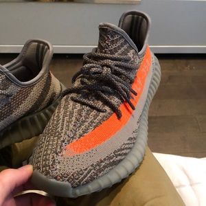 yeezy beluga sz11